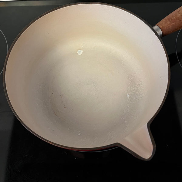 Kersenrode Le Creuset steelpan 22 cm