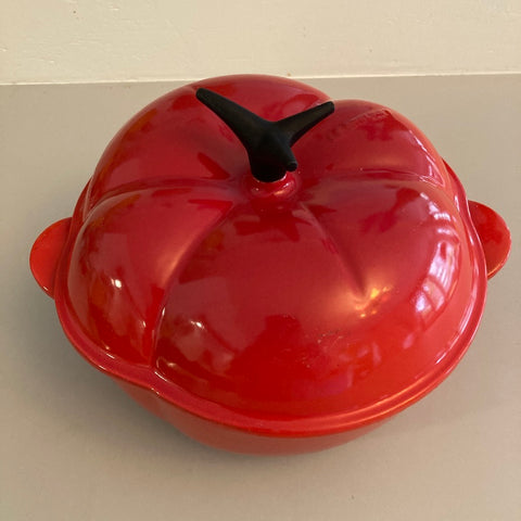 Gietijzeren Le Creuset in de vorm van een tomaat 21 cm